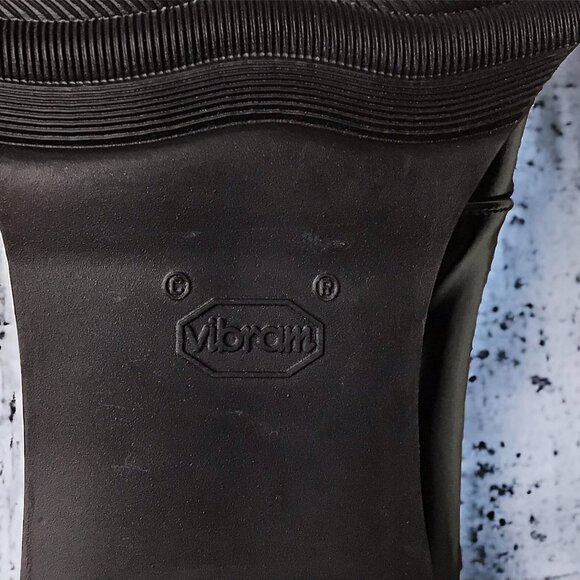 Cole Haan Women's Block Raised Heel With Buckle Luxury Shoe - Made In Italy 6b - Picture 9 of 9